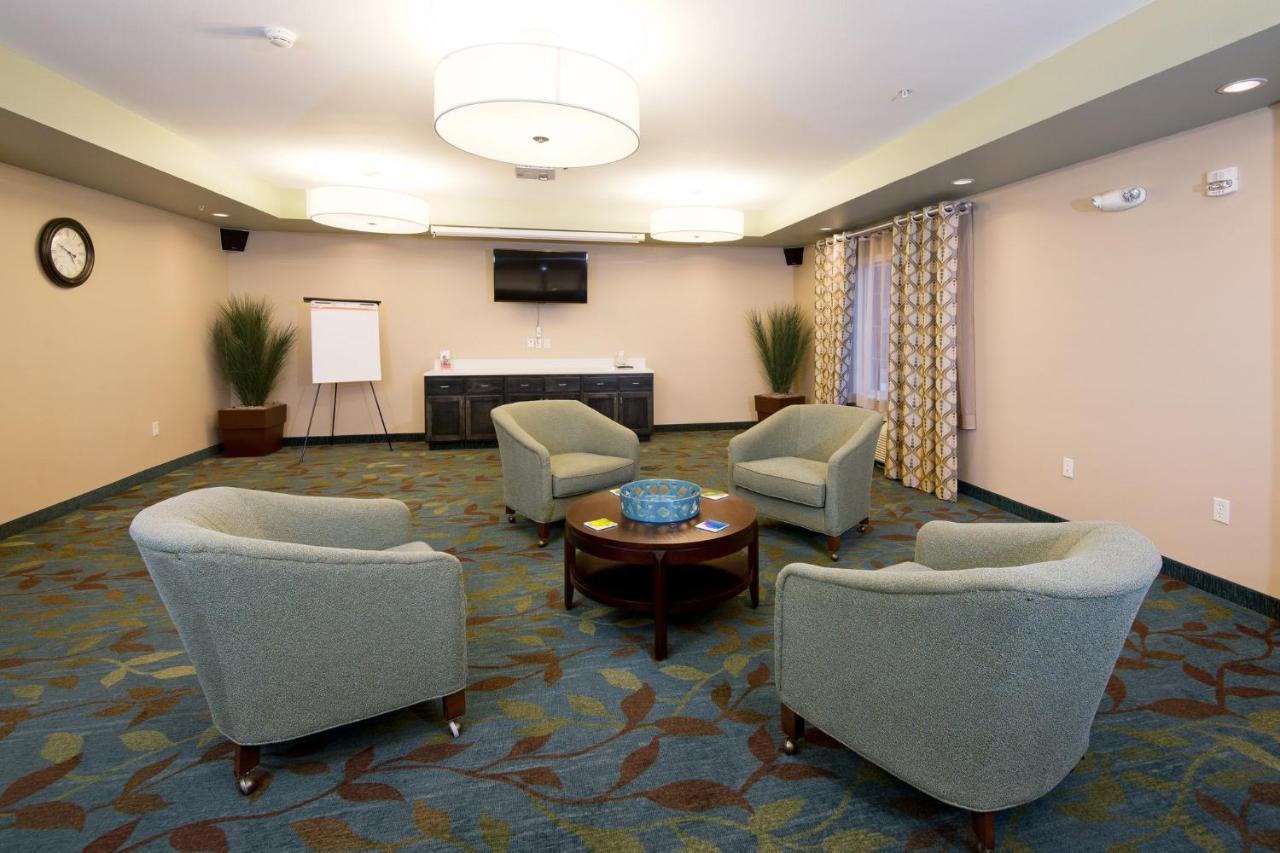 Candlewood Suites Greeley By Ihg Bagian luar foto
